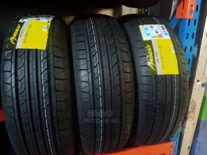 205/65r15 Adent