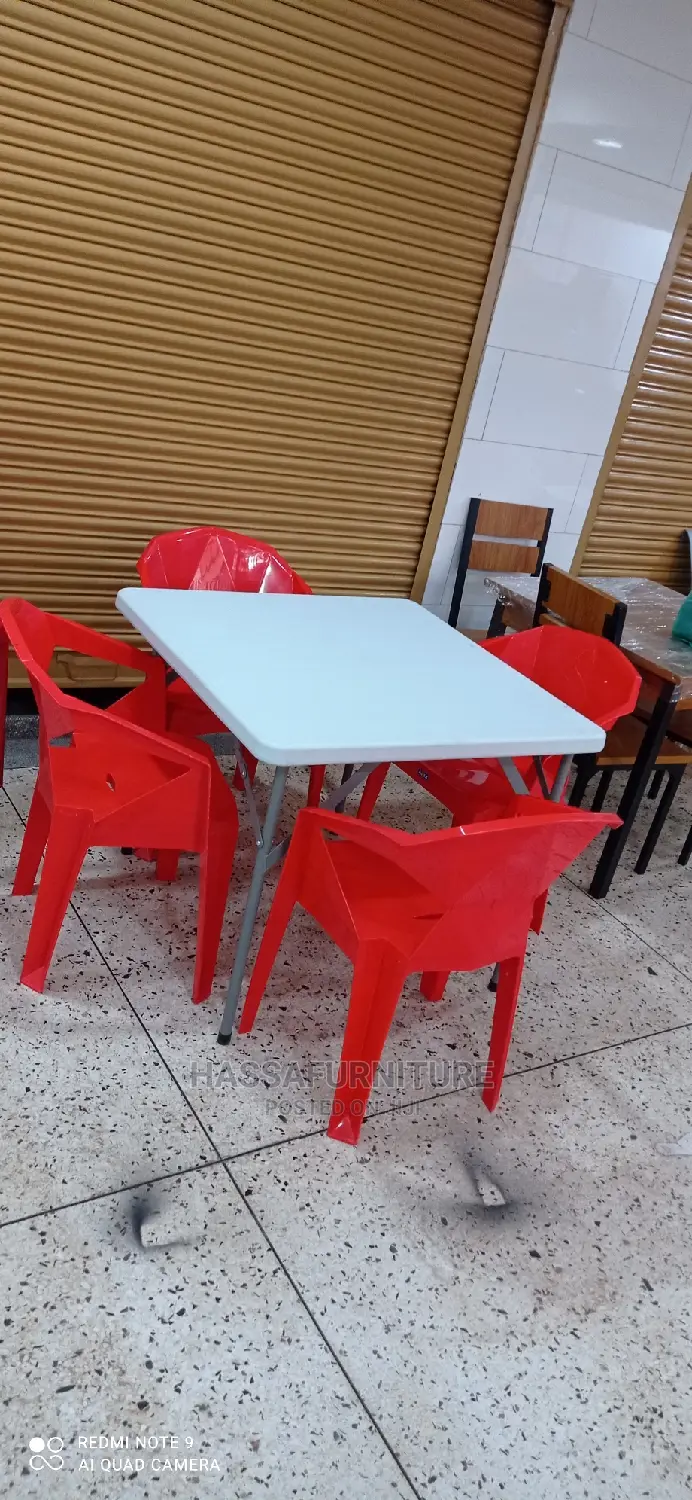 4seaters Foldable Restaurant Set