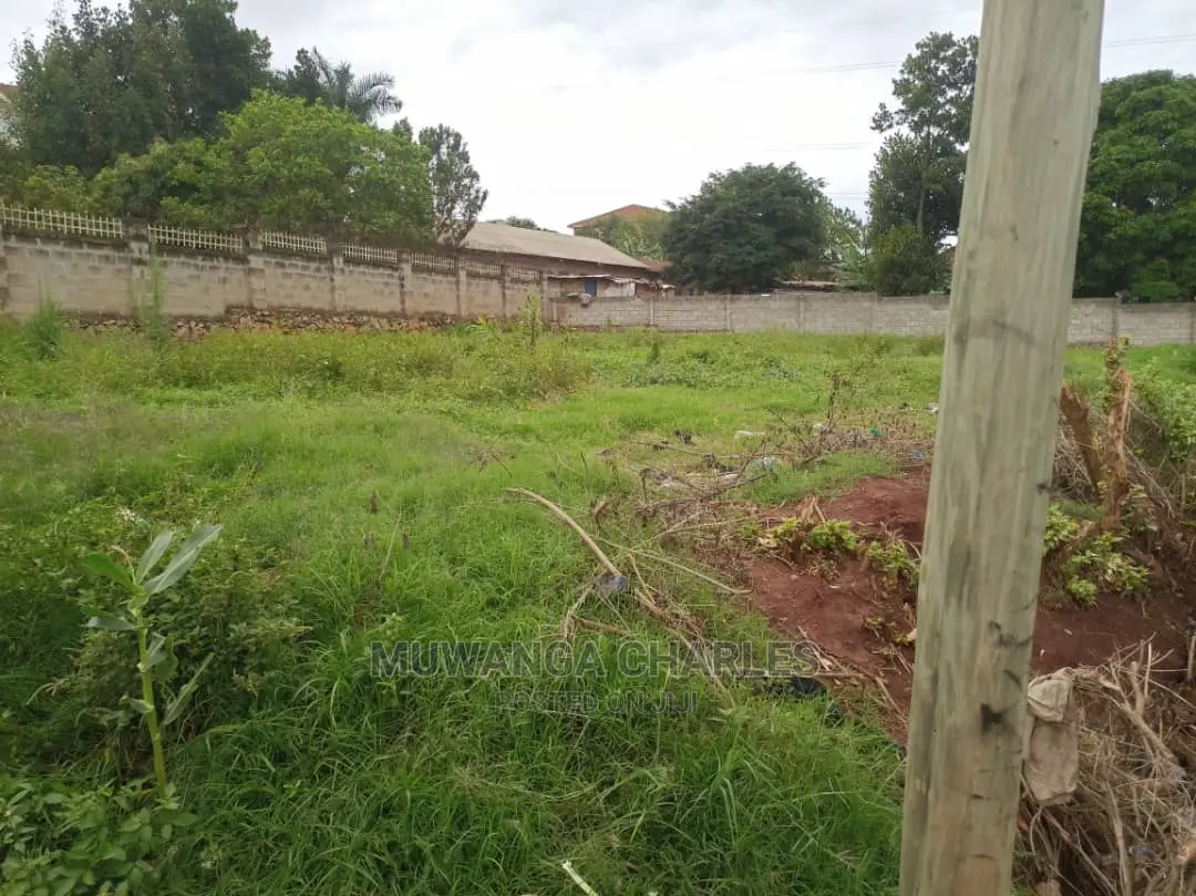 25decimals For Sale At Ntinda Kyambogo