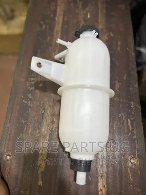 Hilux Vigo Radiator Tank / Reserve Tank
