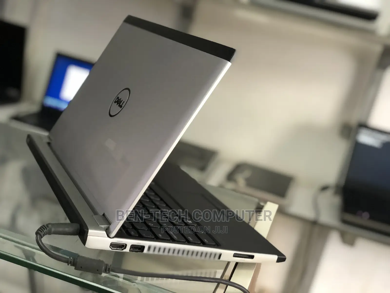 Laptop Dell Latitude 3330 4GB Intel HDD 500GB