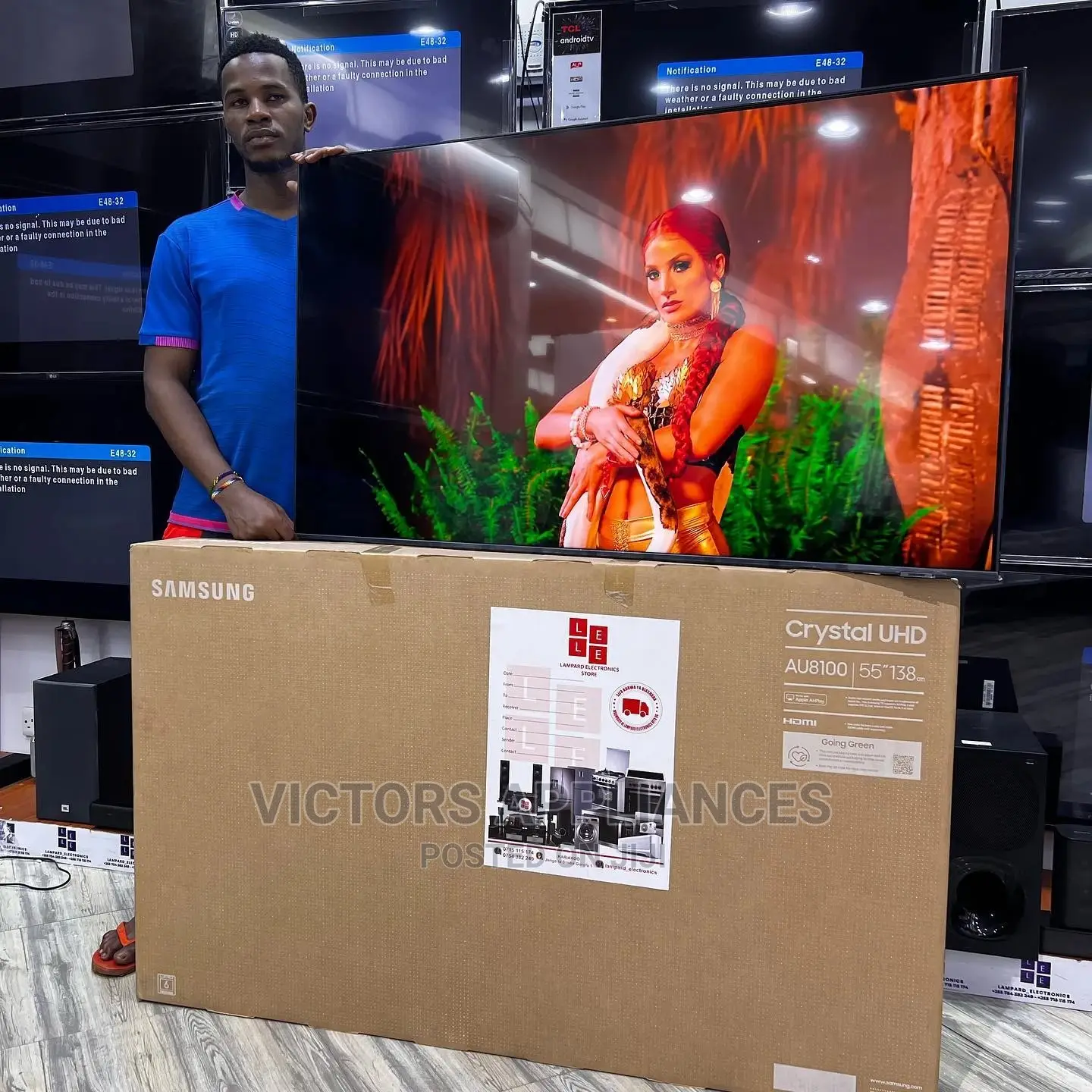 Samsung Crystal Uhd Smart TV 55inchs