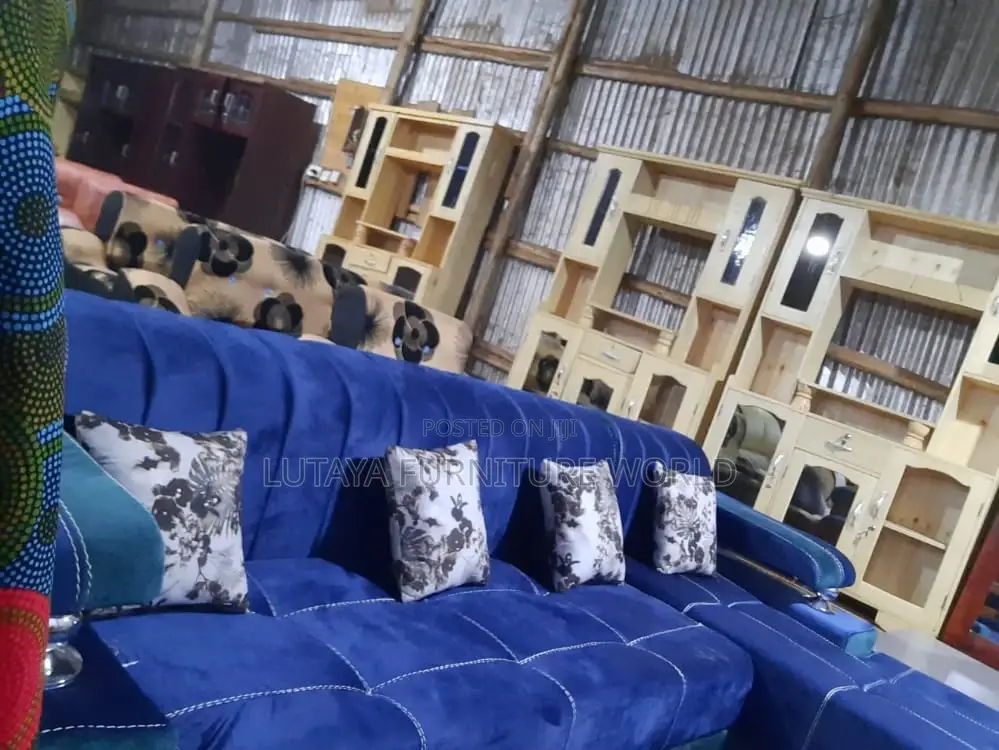 Sofas for Sale in Good Materials
