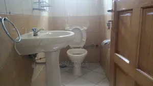 5bdrm Duplex in Kololo Property, Central Division for Rent