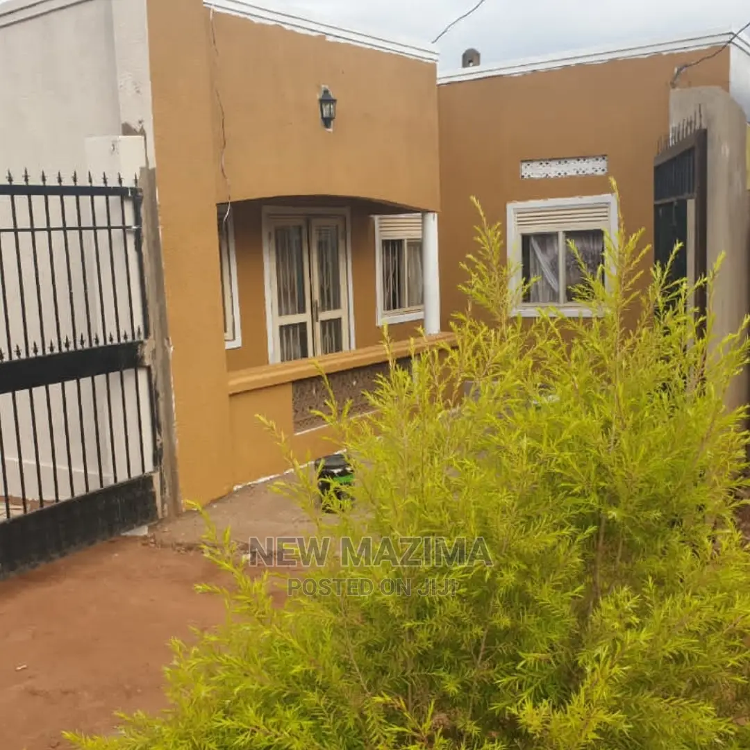 3bdrm House in Makindye Heights, Division a for Sale