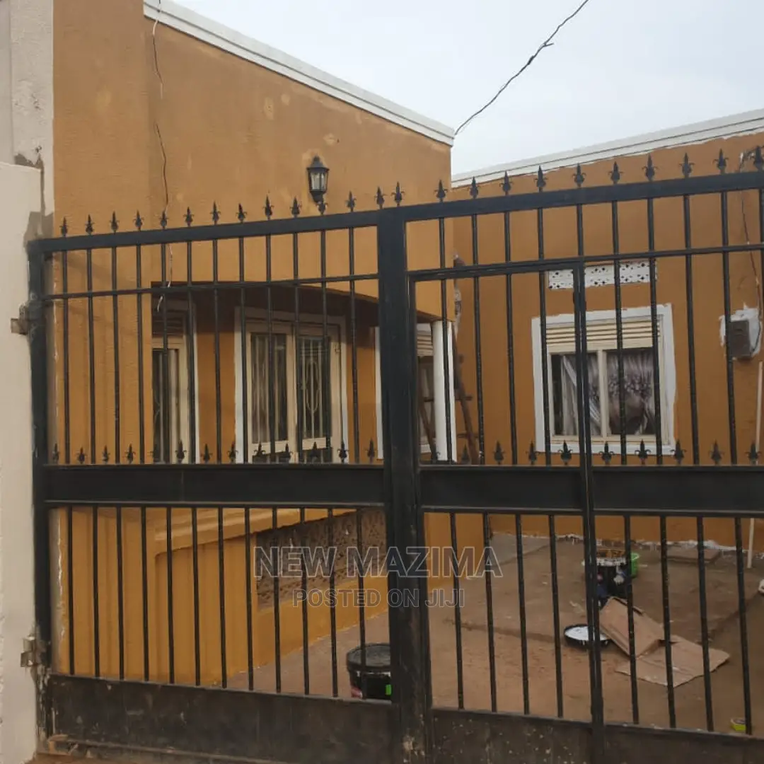 3bdrm House in Makindye Heights, Division a for Sale