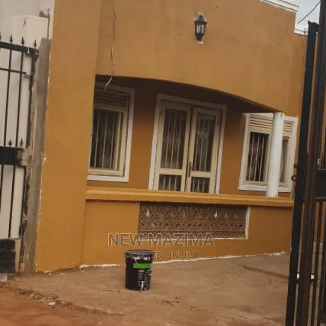 3bdrm House in Makindye Heights, Division a for Sale