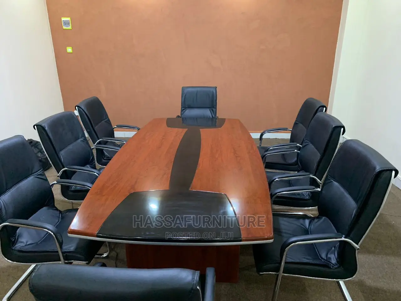 8seaters Boardroom Table
