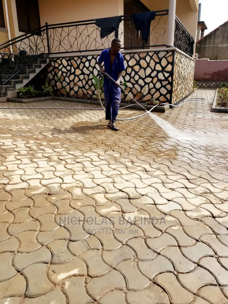 Machine Paver Cleaning