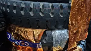 750r16 Ceat Mudgrip