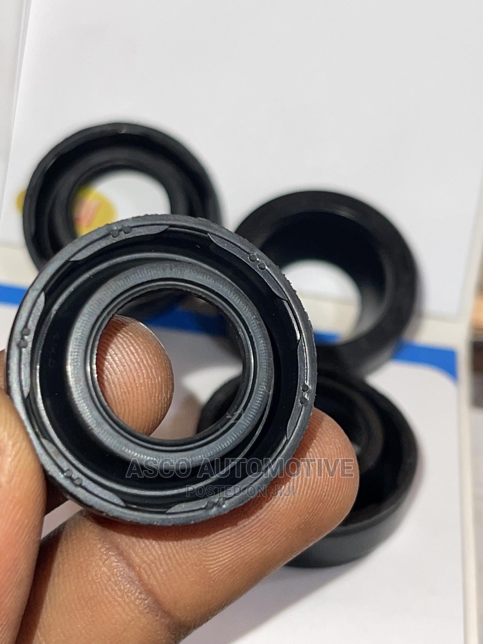 Engine Top Cover Seals 4D56 NEW 4M41. Fuel Line DID Engines in Central