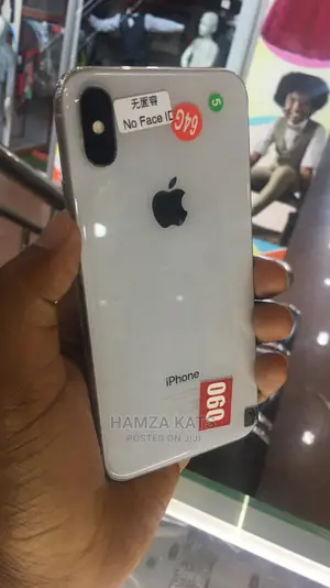 Photo - Apple iPhone X 64 GB White