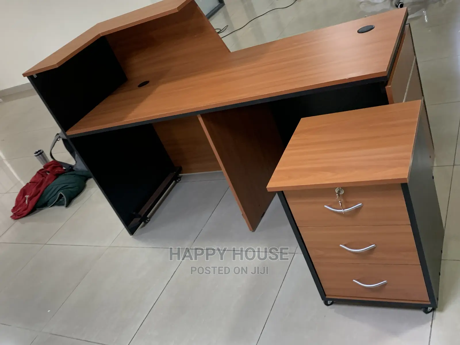 Executive Reception Desk ( 1.6mtr )