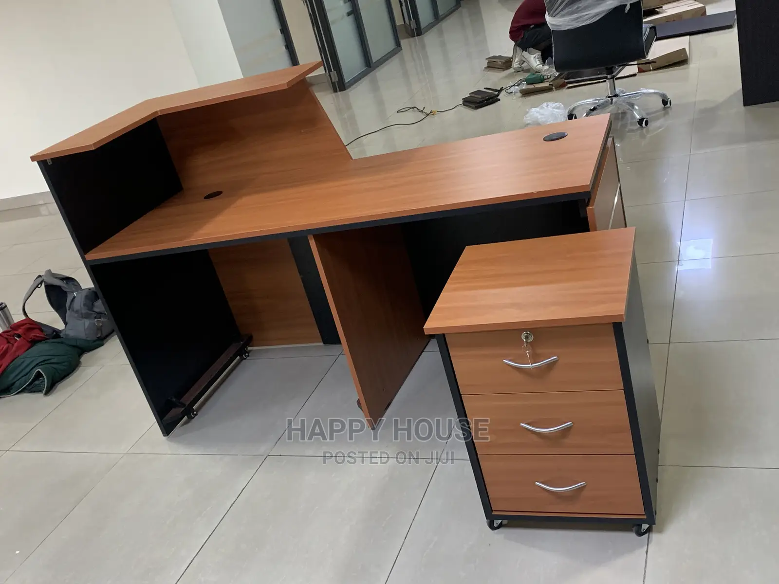 Executive Reception Desk ( 1.6mtr )