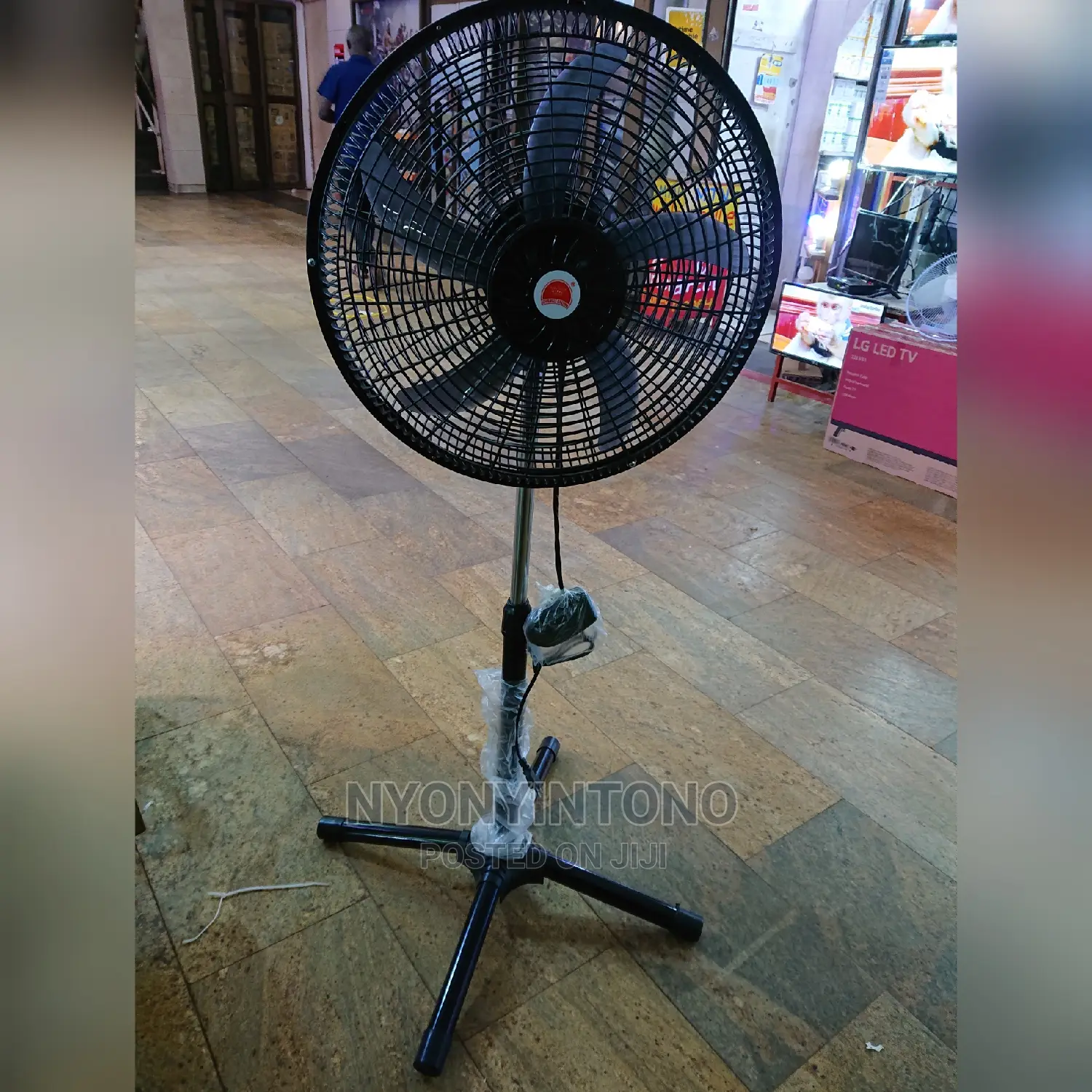 Strong Stand Fan