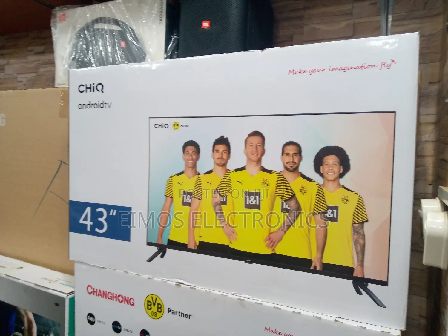 43" Chiq Smart TVS