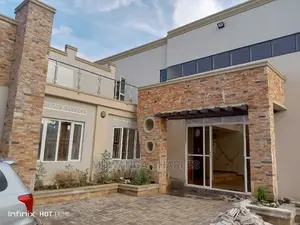 5bdrm Duplex in Fs Properties Ltd, Central Division for Sale
