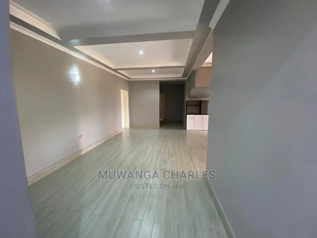 5bdrm Duplex in Fs Properties Ltd, Central Division for Sale