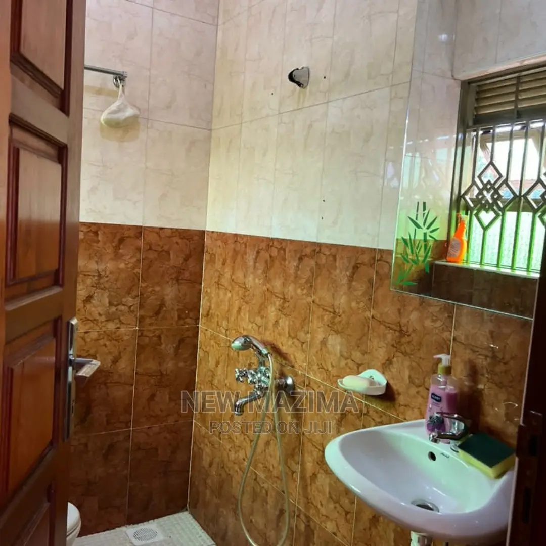 Furnished 2bdrm Block of Flats in Najjanankumbi Along, Division A