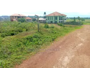 Plot for Sale in Kira Shimon