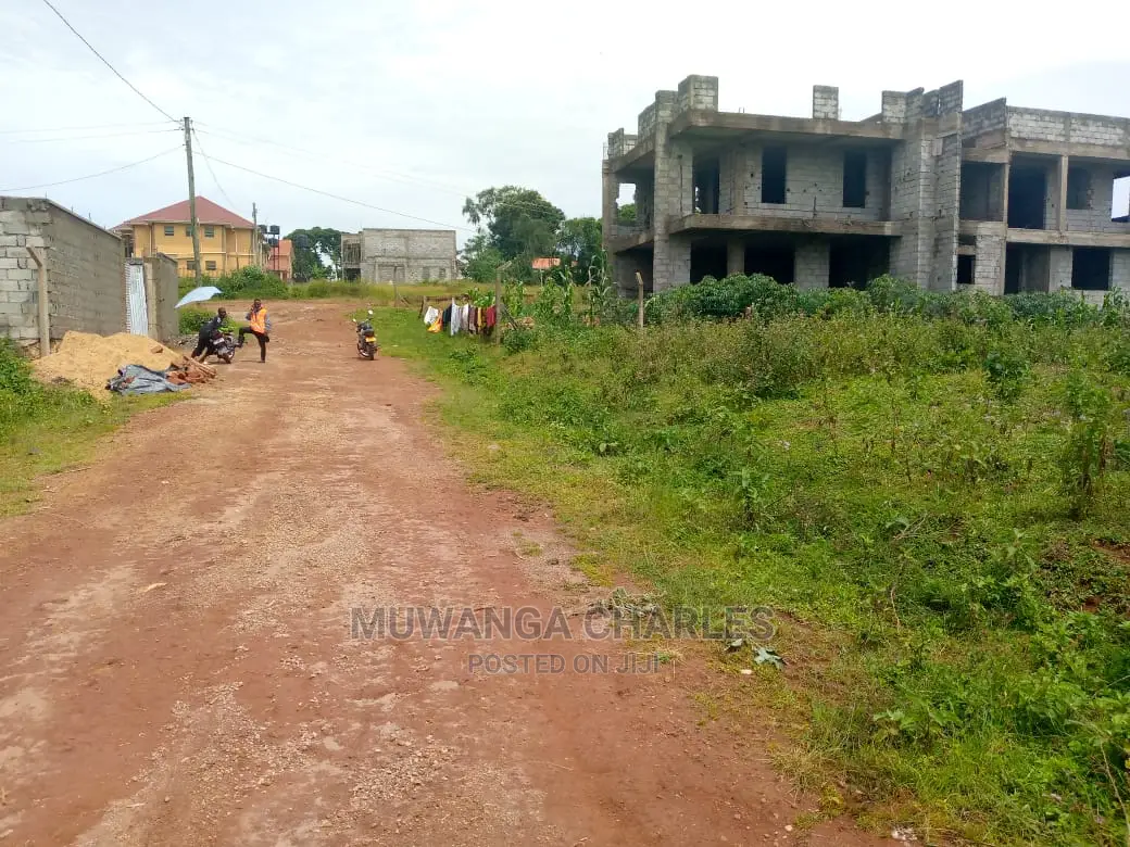 Plot for Sale in Kira Shimon