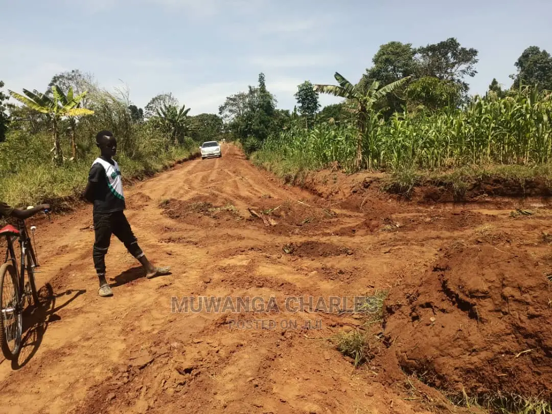 Plot for Sale in Gayaza Kabubbu