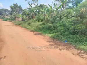 100by50ft Plot for Sale in Gayaza Kabubbu