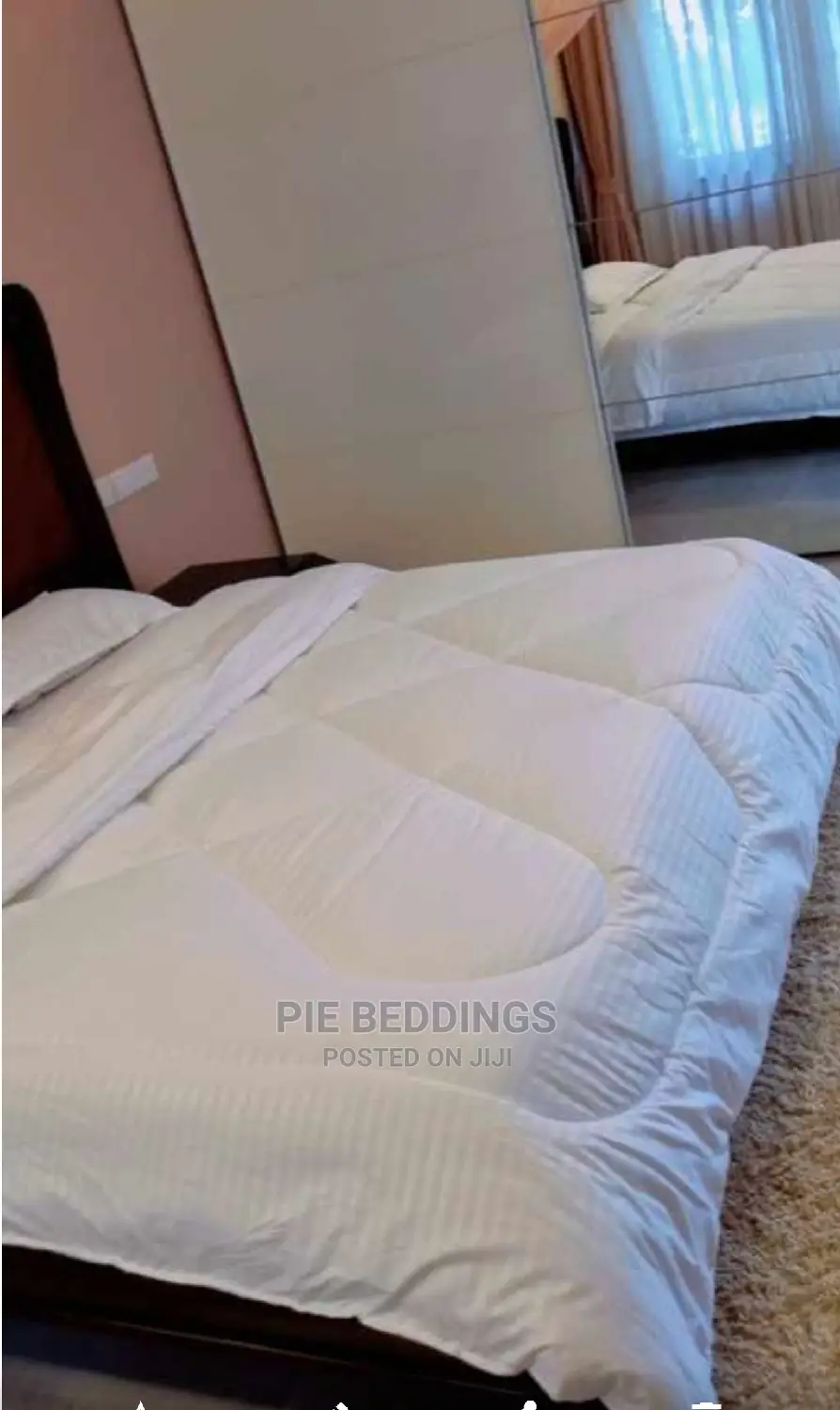 4pc White Bedcover