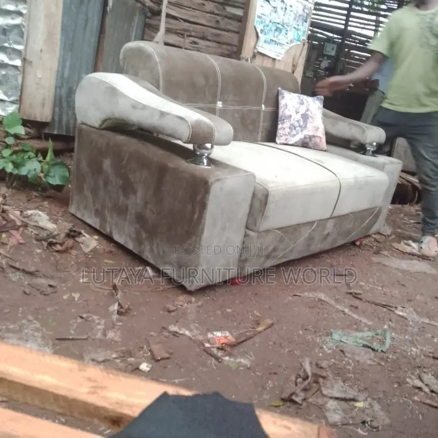 Sofas for Sale in Good Materials and Price