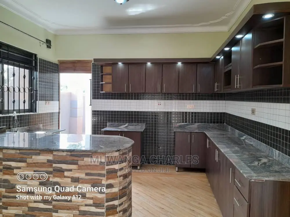 4bdrm Bungalow in Fs Properties Ltd, Central Division for Sale