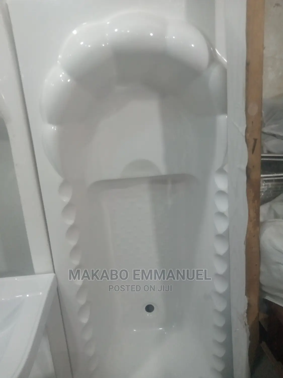 Standard Bathtub