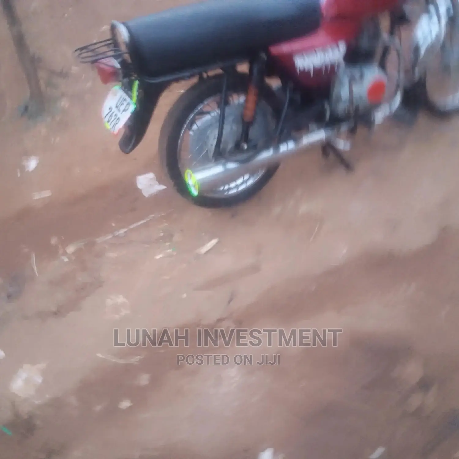 Bajaj RE 2020 Red
