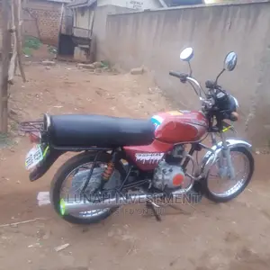 Bajaj RE 2020 Red