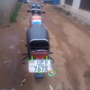 Bajaj RE 2020 Red