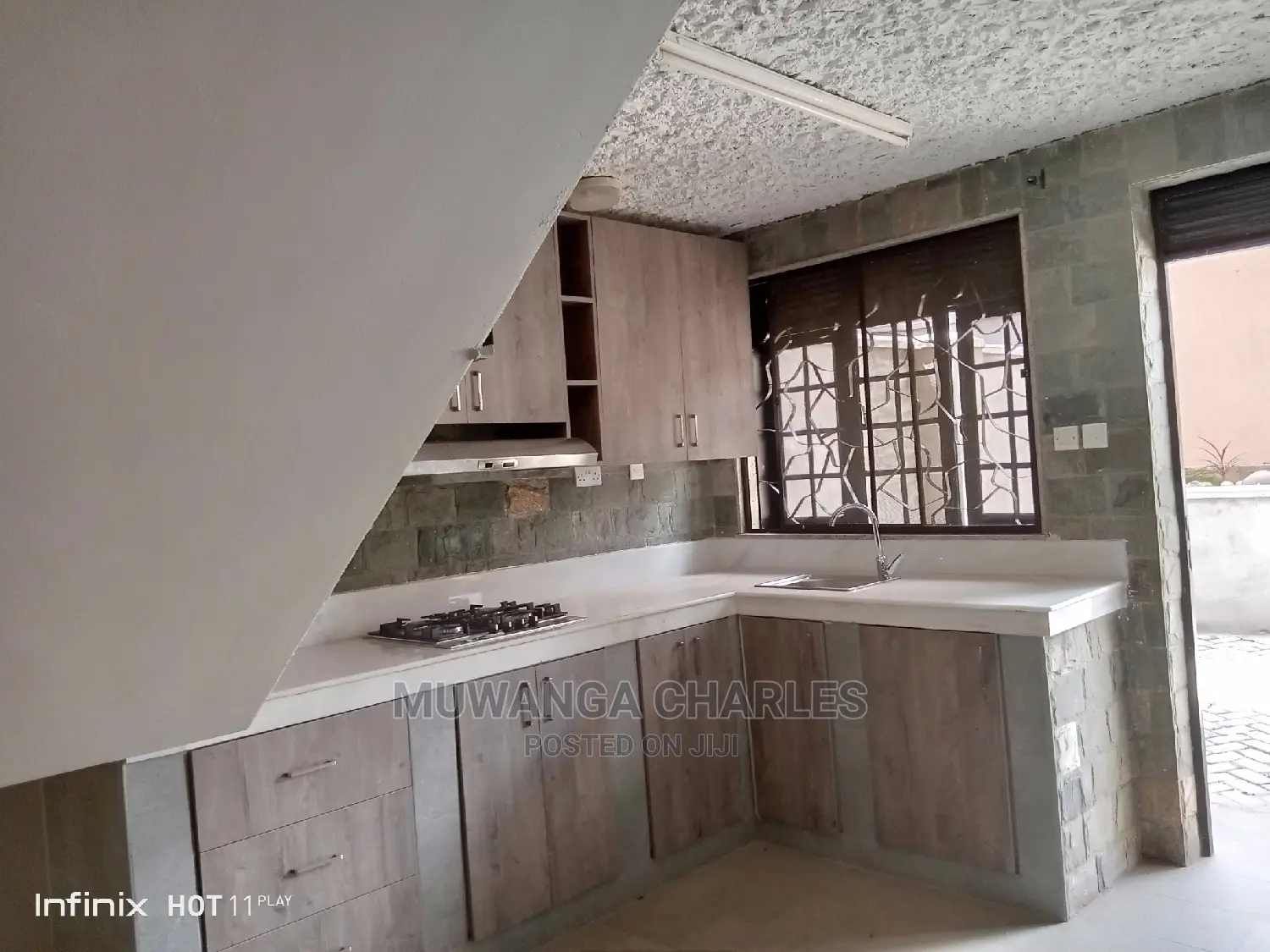 3bdrm Duplex in Fs Properties Ltd, Central Division for Rent
