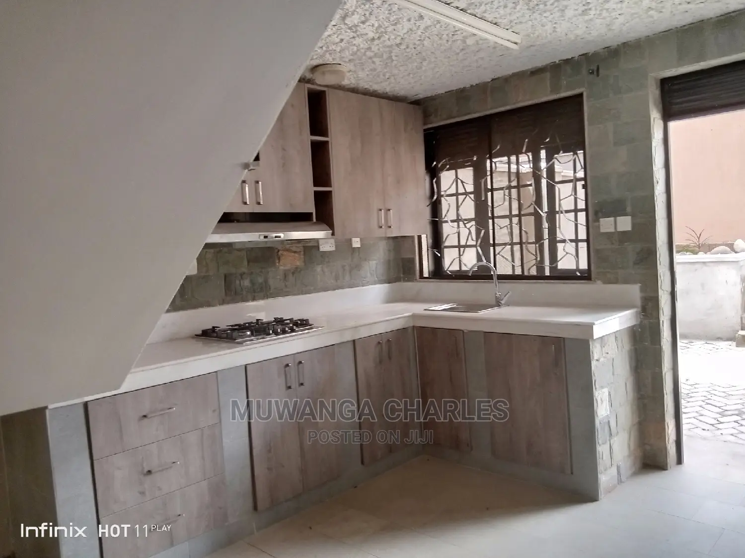 3bdrm Duplex in Fs Properties Ltd, Central Division for Rent