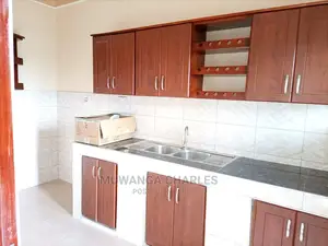 2bdrm House in Fs Properties Ltd, Central Division for Rent