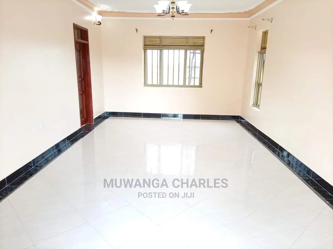 2bdrm House in Fs Properties Ltd, Central Division for Rent