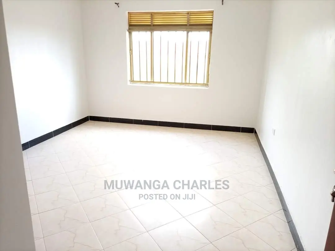 2bdrm House in Fs Properties Ltd, Central Division for Rent