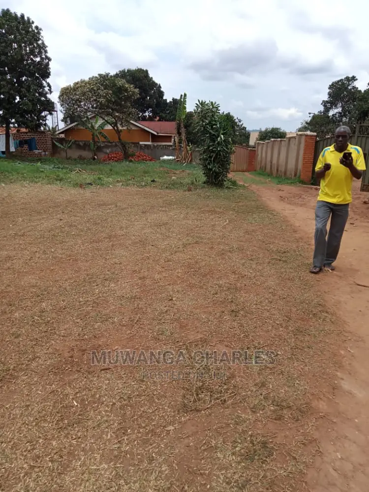 32decimals of Land for Sale in Bukoto