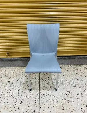 Armless Plastic Chair (Gray)