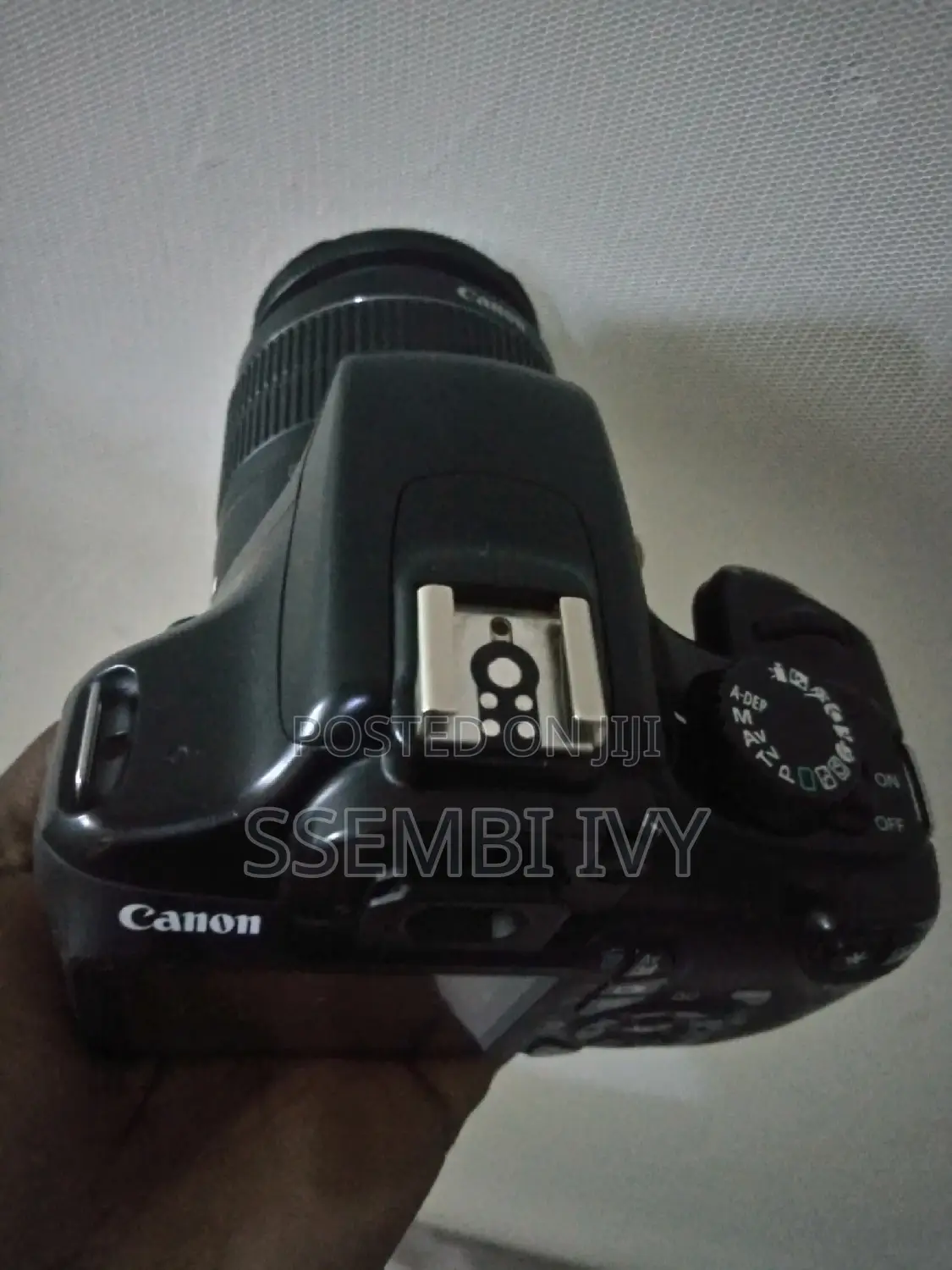 Canon Eos 1100d (Good Condition).