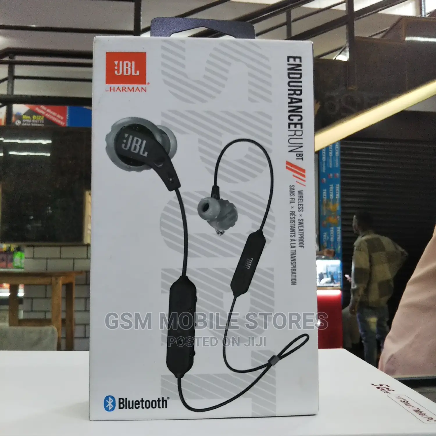 JBL Endurance Runbt, Sports in Ear Wireless Earphones