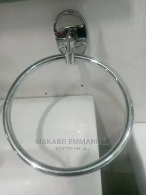 Ring Towel Holder