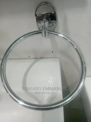 Ring Towel Holder