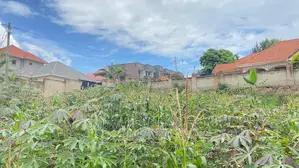 100by100ft Plot for Sale in Buwate