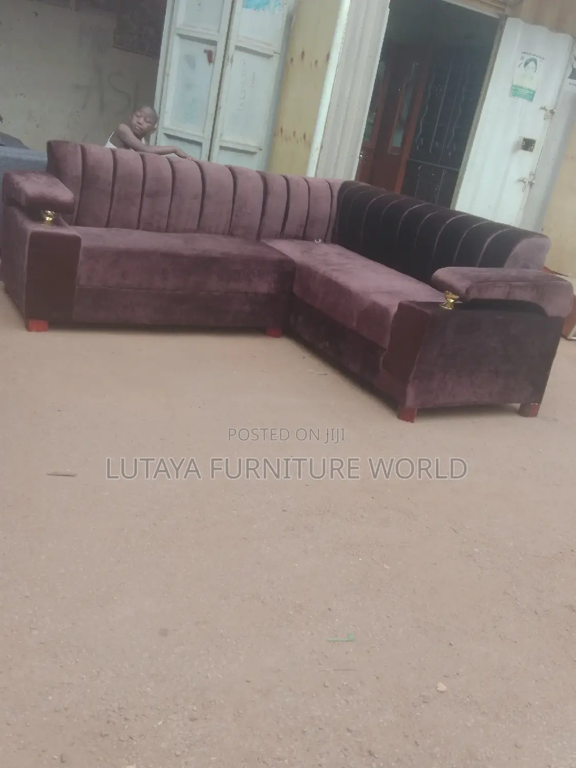 Sofas for Sale in Good Materials