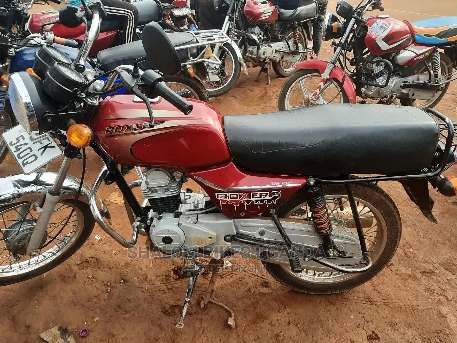 Bajaj Avenger 220 Street 2022 Red