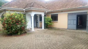 3bdrm Bungalow in Kololo Property, Central Division for Rent