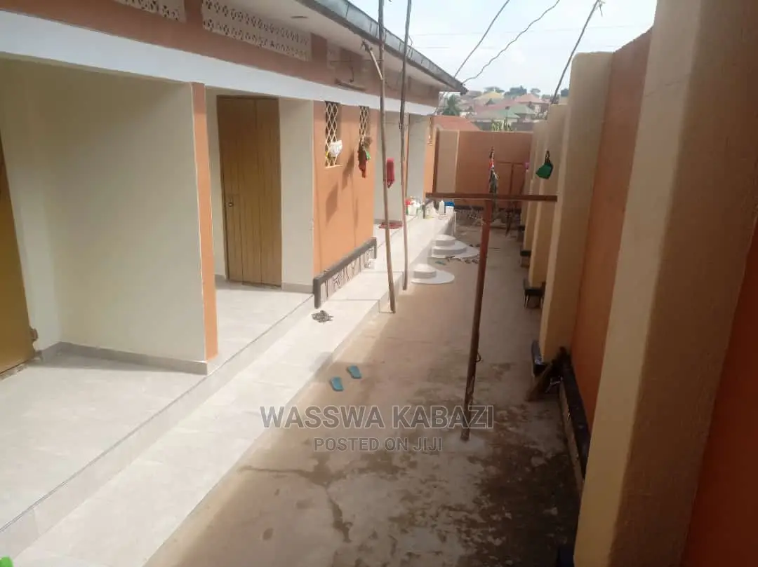 1bdrm Apartment in Makindye for Sale